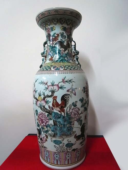 清同治粉彩獅耳花鳥瓶